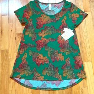 NWT LuLaRoe classic tee